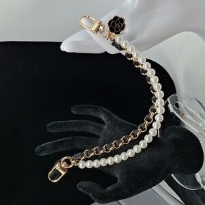 Pearl and Gold and Black Bag Purse Chain Deorative New